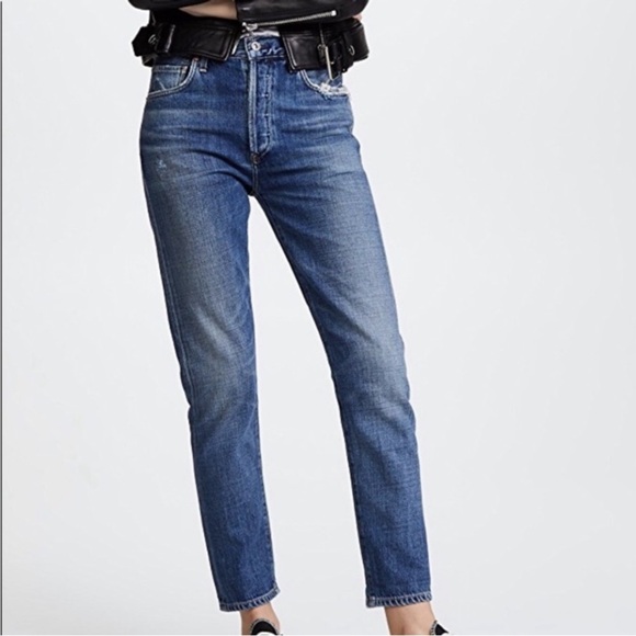 Citizens Of Humanity Denim - Citizens of Humanity Liya High Rise Cropped Straight Leg Medium Wash   Size 26
